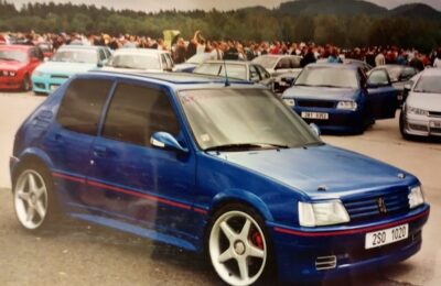 Úsporný PEUGEOT 205